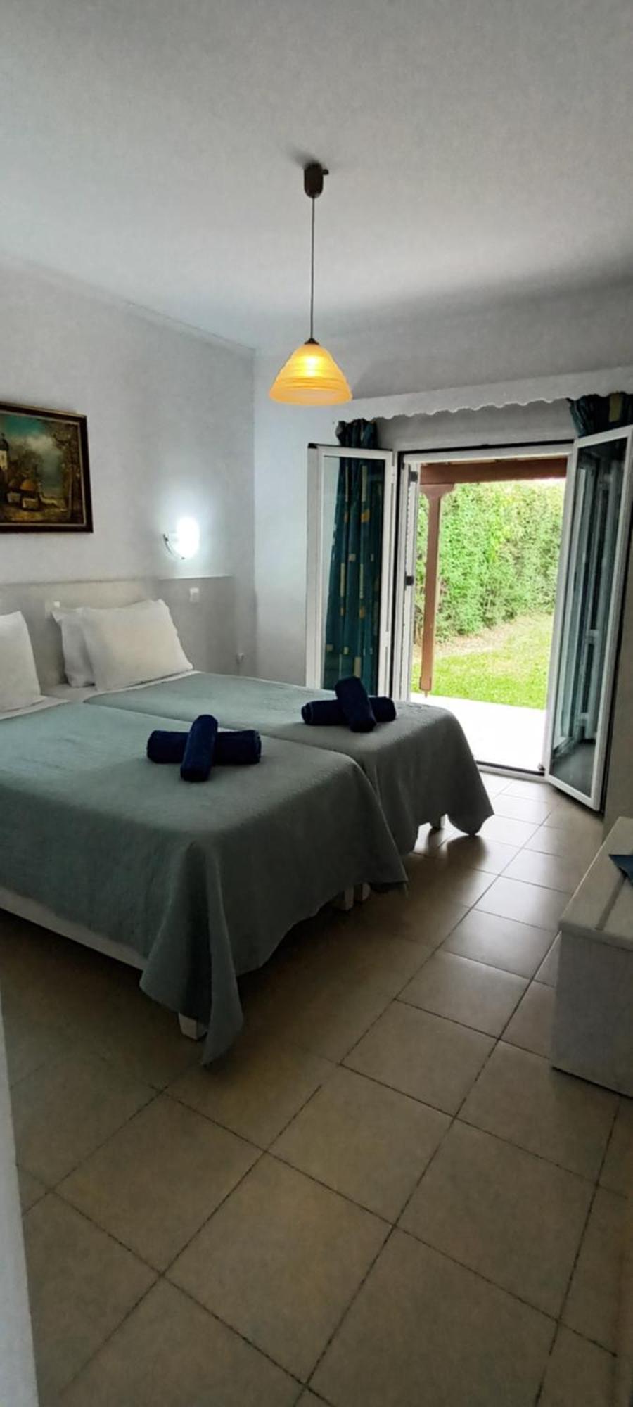 גאוביה Dimitra Apartments G מראה חיצוני תמונה
