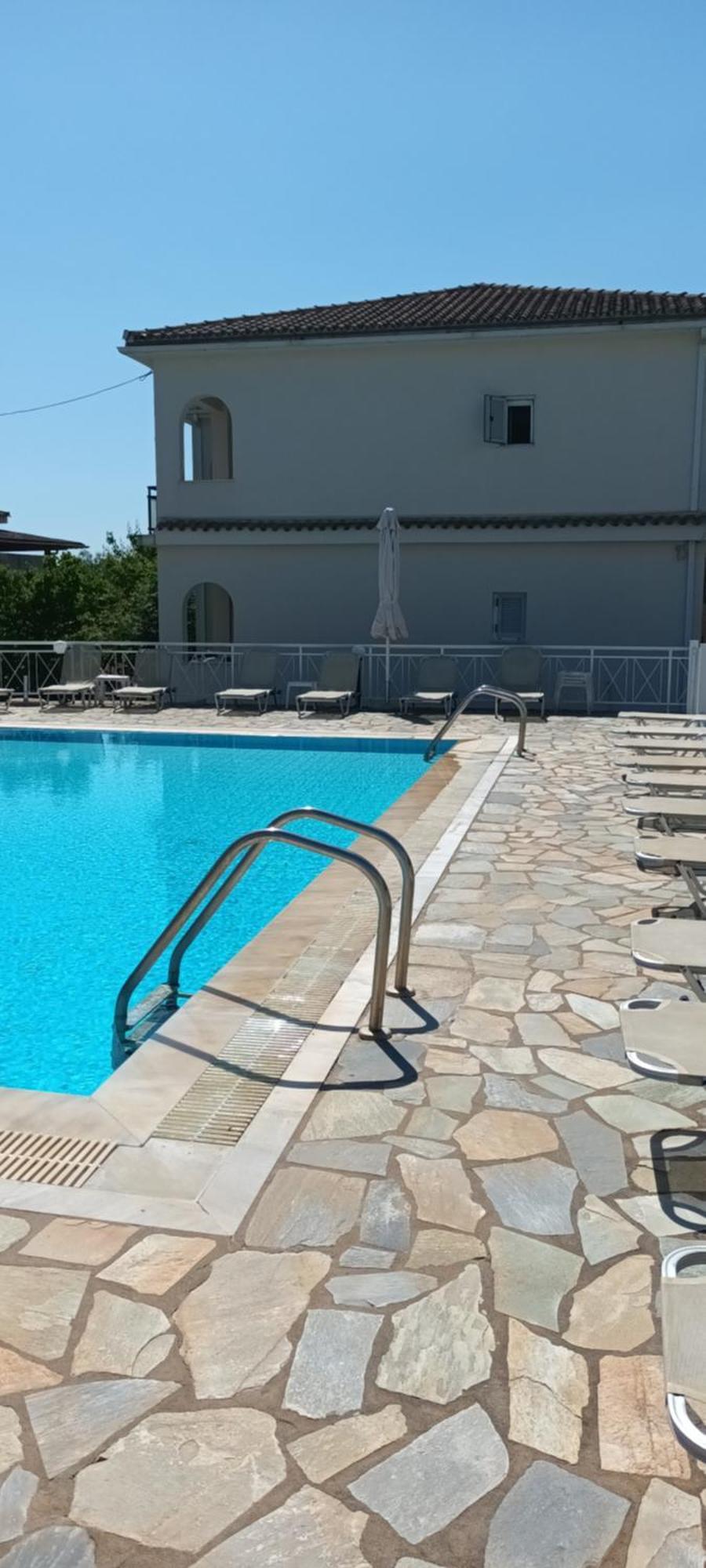 גאוביה Dimitra Apartments G מראה חיצוני תמונה