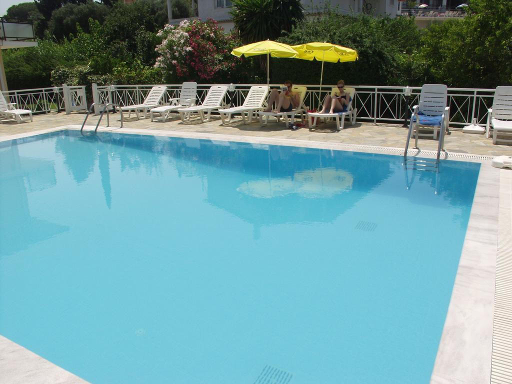 גאוביה Dimitra Apartments G מראה חיצוני תמונה